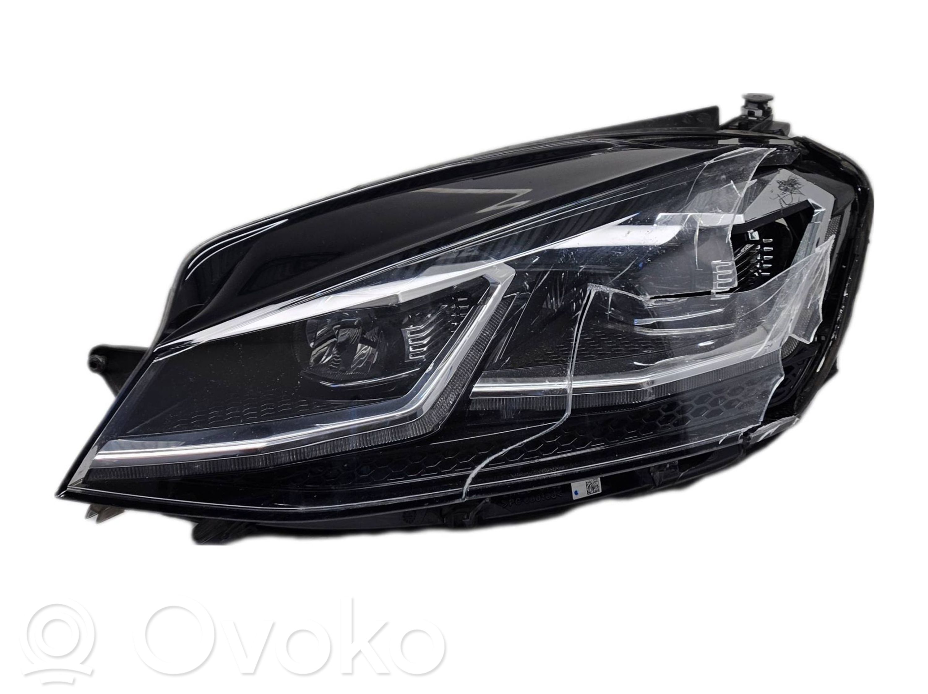 o-65e78f613ad04a3c10aca92393918bc2-volkswagen_golf_vii_prieksejais_lukturis.jpg